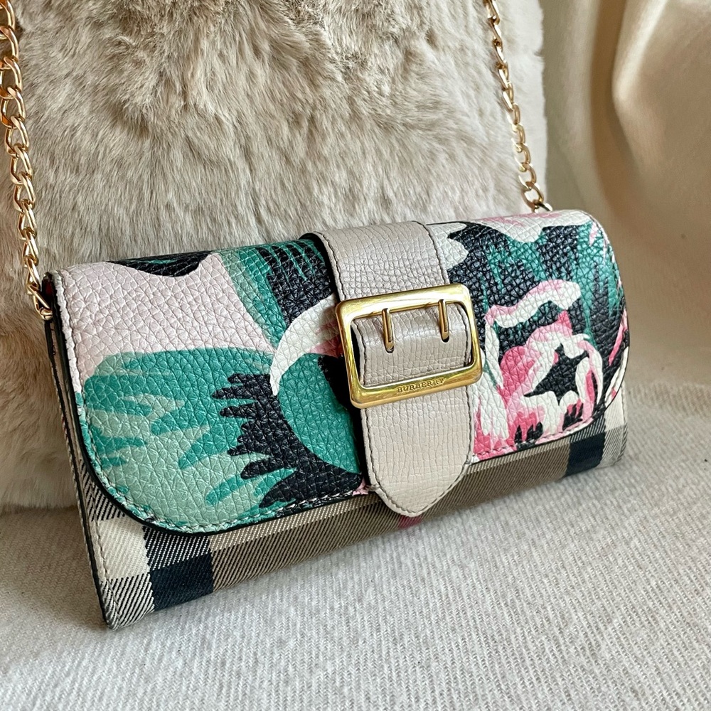 EUC BURBERRY Floral Print Leather and Iconic Plaid Wallet with unbranded chain